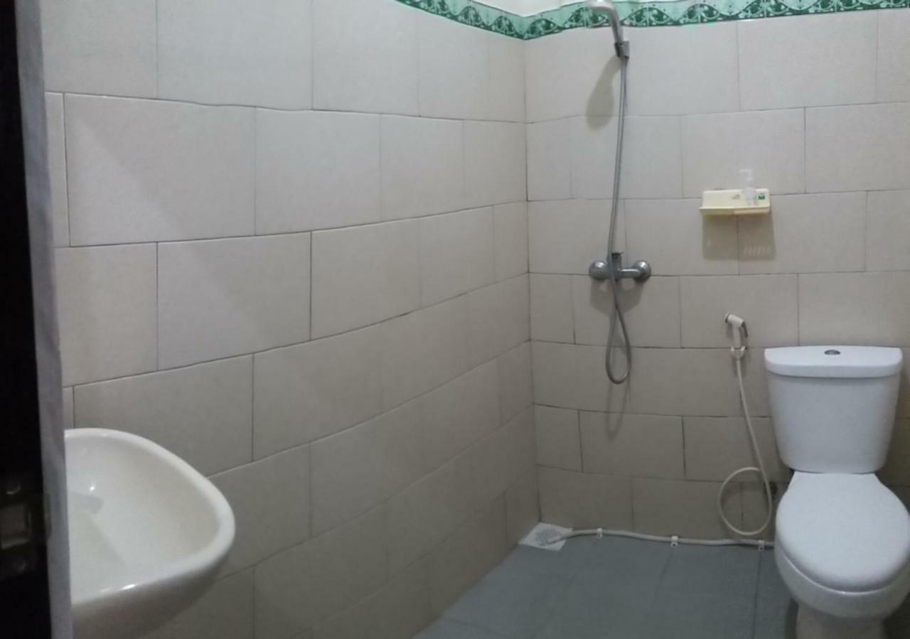Erwin'S Guest Room Sanur Екстериор снимка